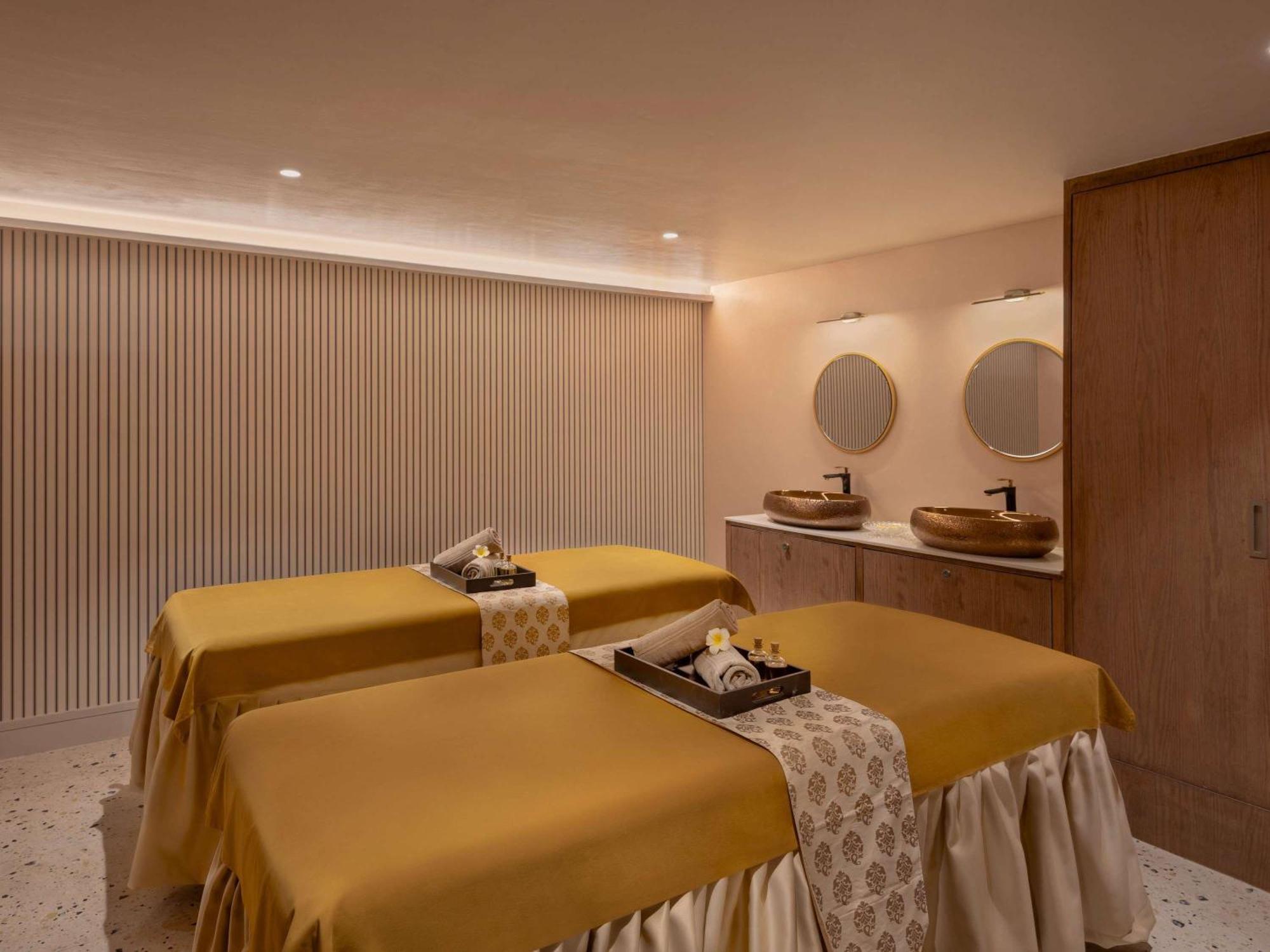 Grand Mercure Goa Candolim - An Accor Hotels Brand ภายนอก รูปภาพ